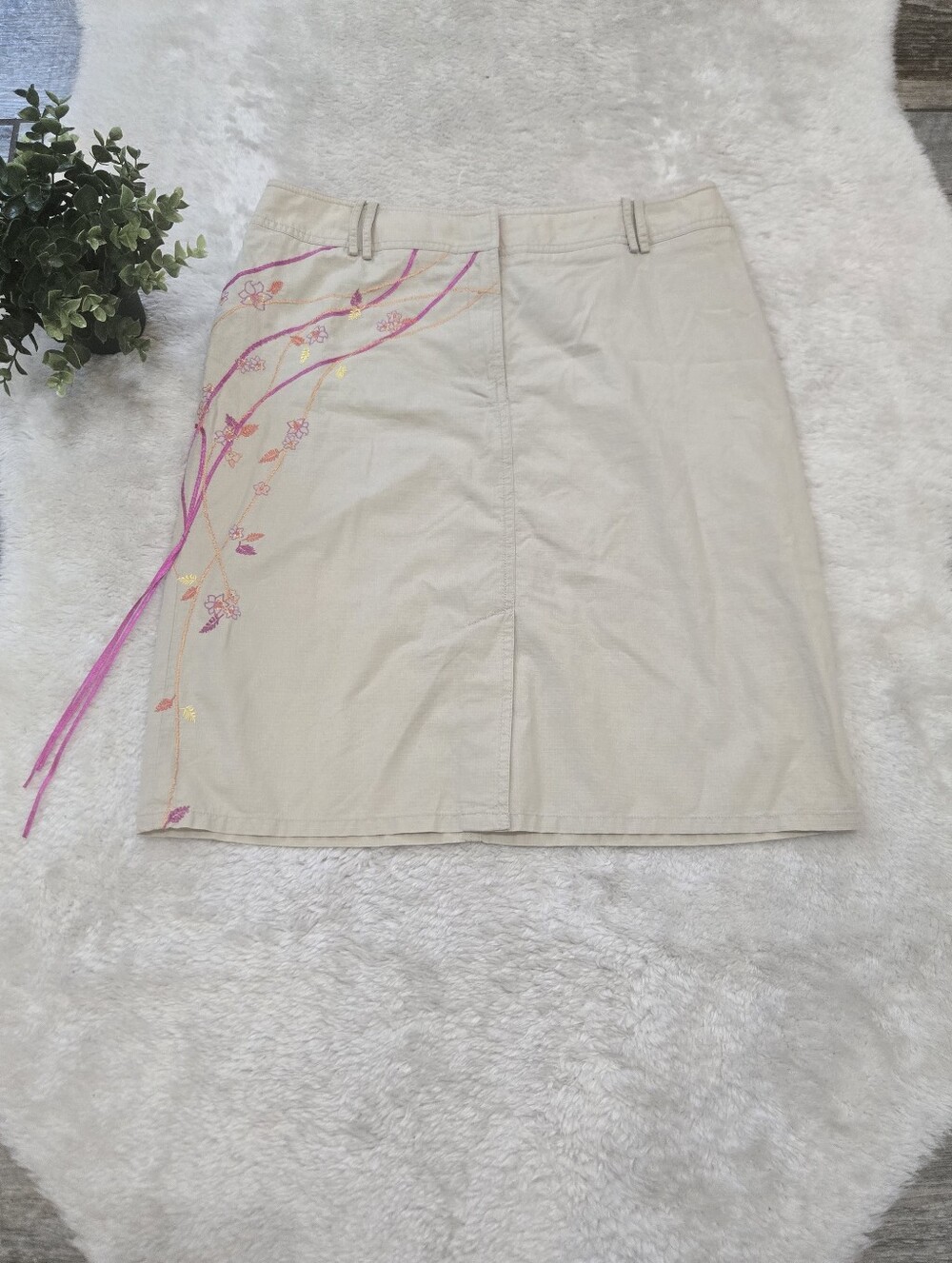 Nine & Co. Weekend Beige Floral Embroidery and Ribbon Y2K Utility Skirt, 12